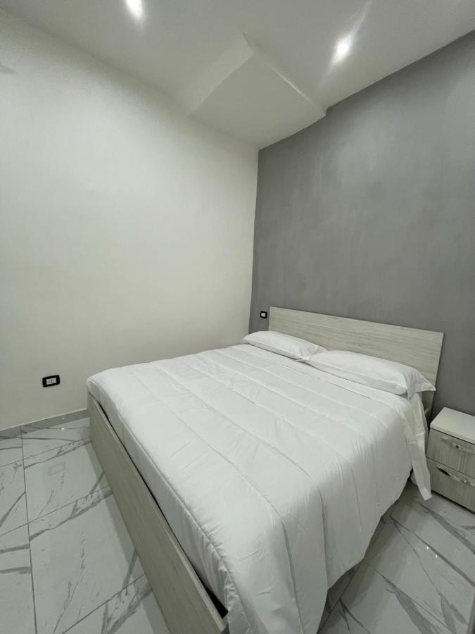 Rosa Room Luxury Suite نابولي المظهر الخارجي الصورة